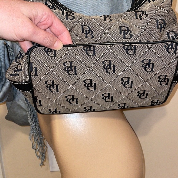 Dooney & bourke women’s purse shoulder bag Vintage logo black tan classic - Picture 6 of 12